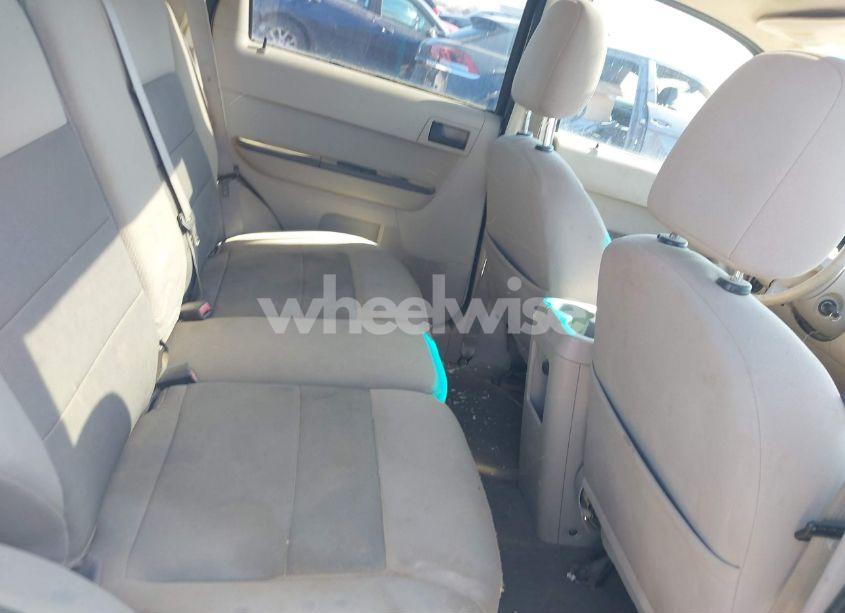 Photo 8 of 2008 Ford Escape XLT (VIN 1FMCU93188KB09750)