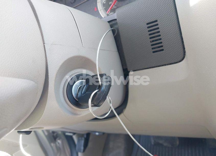 Photo 11 of 2008 Ford Escape XLT (VIN 1FMCU93188KC00856)