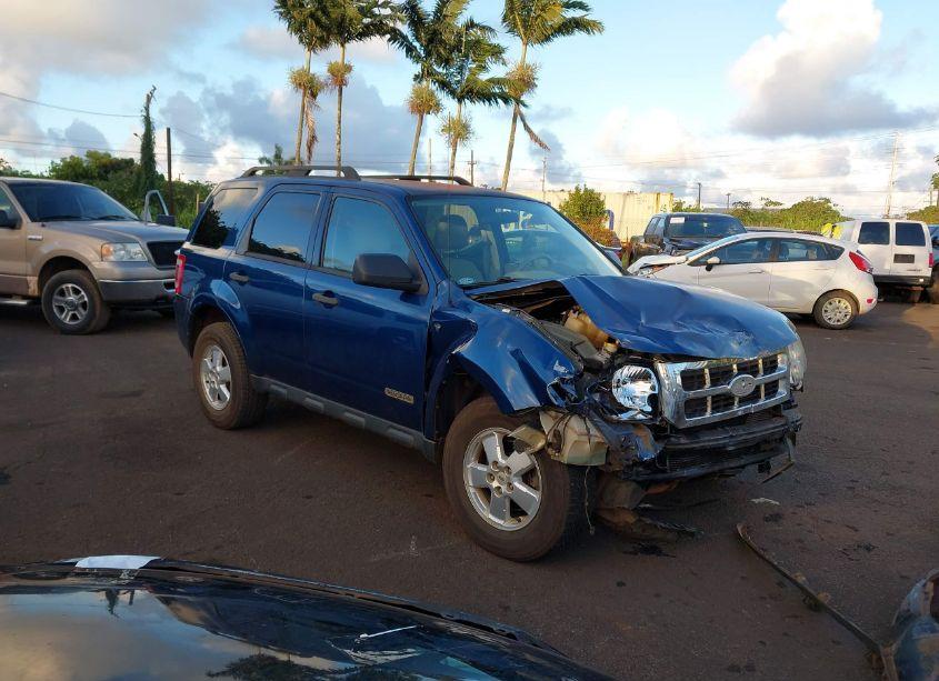 2008 Ford Escape XLT (VIN 1FMCU93188KE00135) main photo