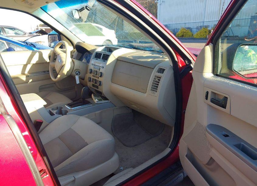 Photo 5 of 2008 Ford Escape XLT (VIN 1FMCU93188KE03522)