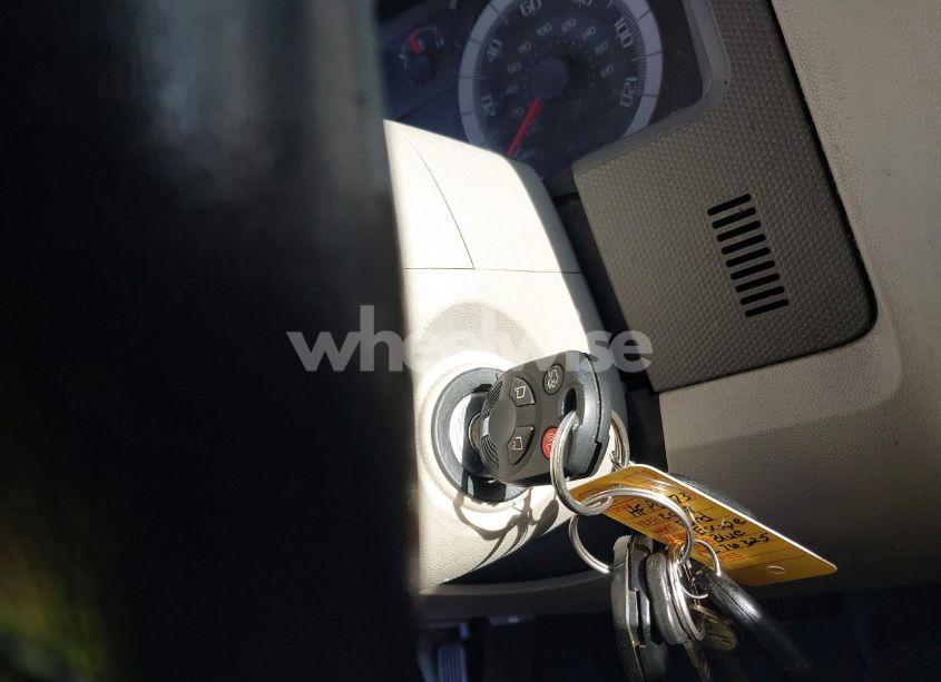 Photo 11 of 2008 Ford Escape XLT (VIN 1FMCU93188KE76325)