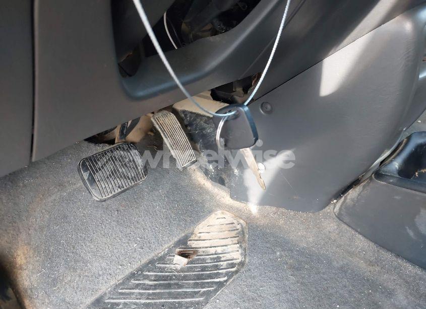 Photo 11 of 2004 Ford Escape XLT (VIN 1FMCU93194KB34635)