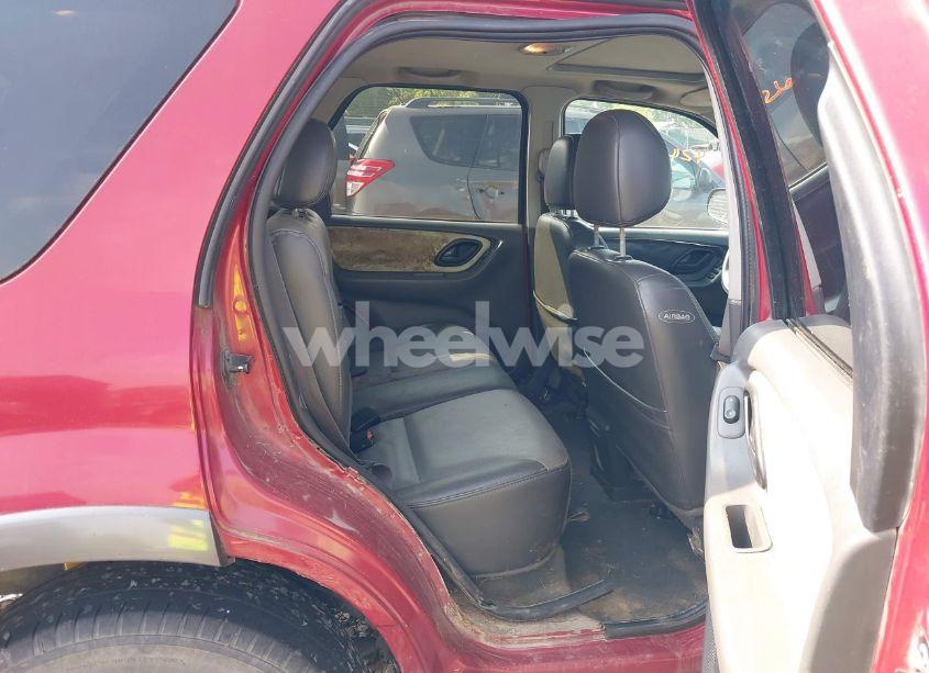 Photo 8 of 2004 Ford Escape XLT (VIN 1FMCU93194KB34635)