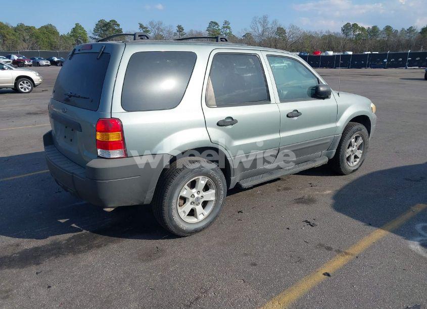 Photo 4 of 2005 Ford Escape XLT (VIN 1FMCU93195KA07157)