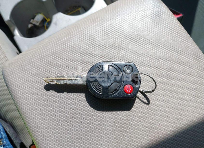 Photo 11 of 2008 Ford Escape XLT (VIN 1FMCU93198KA92327)