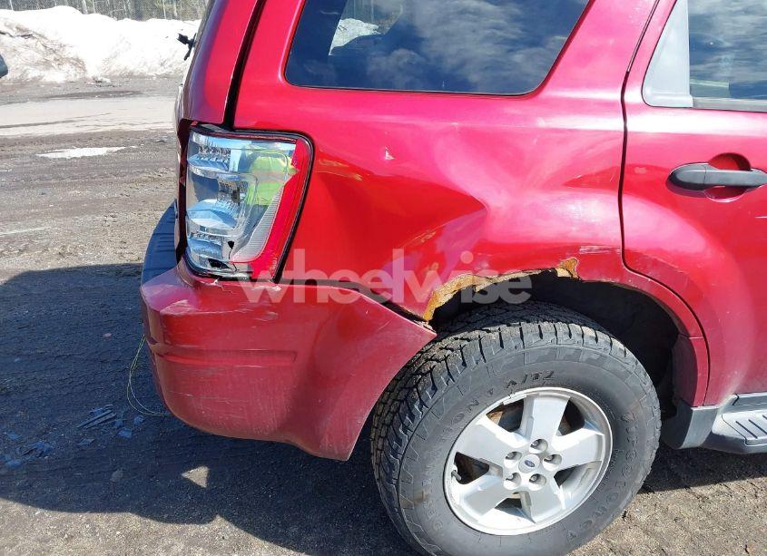 Photo 13 of 2008 Ford Escape XLT (VIN 1FMCU93198KA92327)