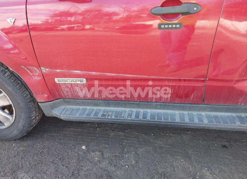 Photo 14 of 2008 Ford Escape XLT (VIN 1FMCU93198KA92327)