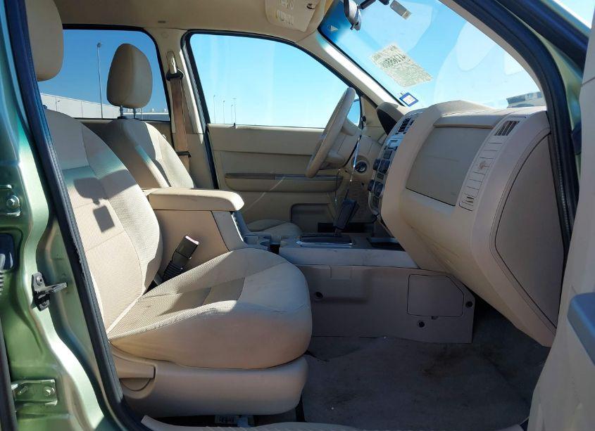 Photo 5 of 2008 Ford Escape XLT (VIN 1FMCU93198KB52168)