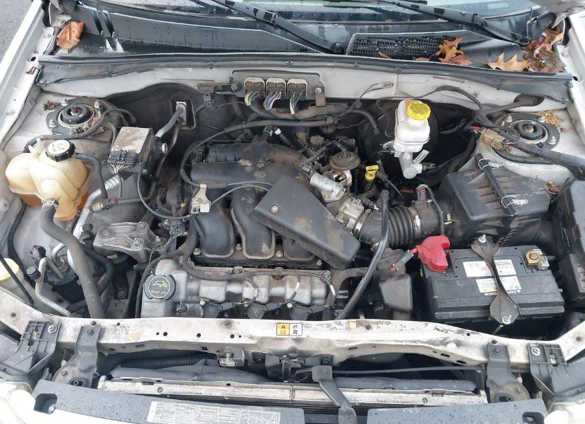 Photo 10 of 2008 Ford Escape XLT (VIN 1FMCU93198KC16029)