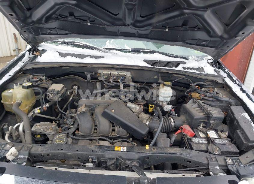 Photo 10 of 2008 Ford Escape XLT (VIN 1FMCU93198KD00772)