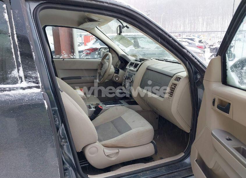 Photo 5 of 2008 Ford Escape XLT (VIN 1FMCU93198KD00772)