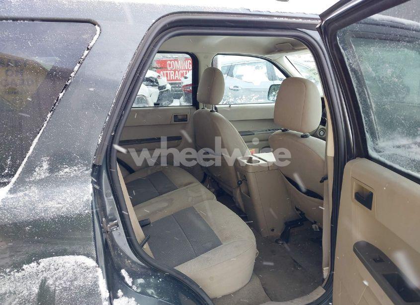 Photo 8 of 2008 Ford Escape XLT (VIN 1FMCU93198KD00772)