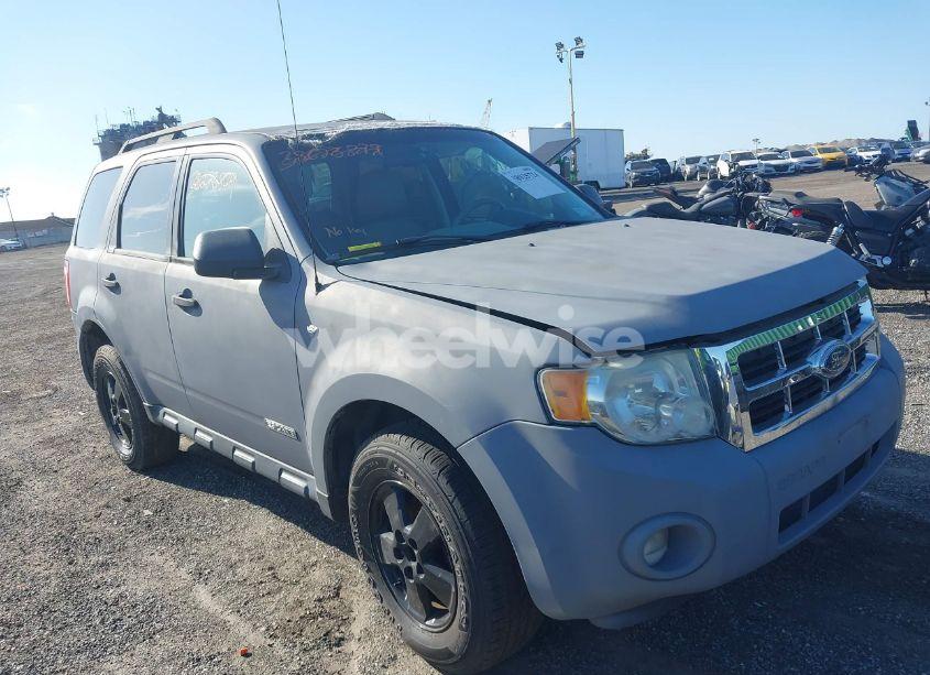2008 Ford Escape XLT (VIN 1FMCU93198KD32038) main photo