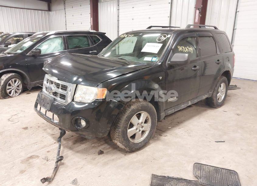 Photo 2 of 2008 Ford Escape XLT (VIN 1FMCU93198KD40608)
