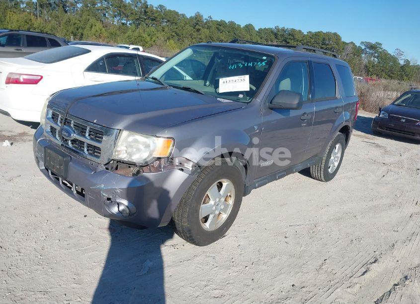 Photo 2 of 2008 Ford Escape XLT (VIN 1FMCU93198KE22144)