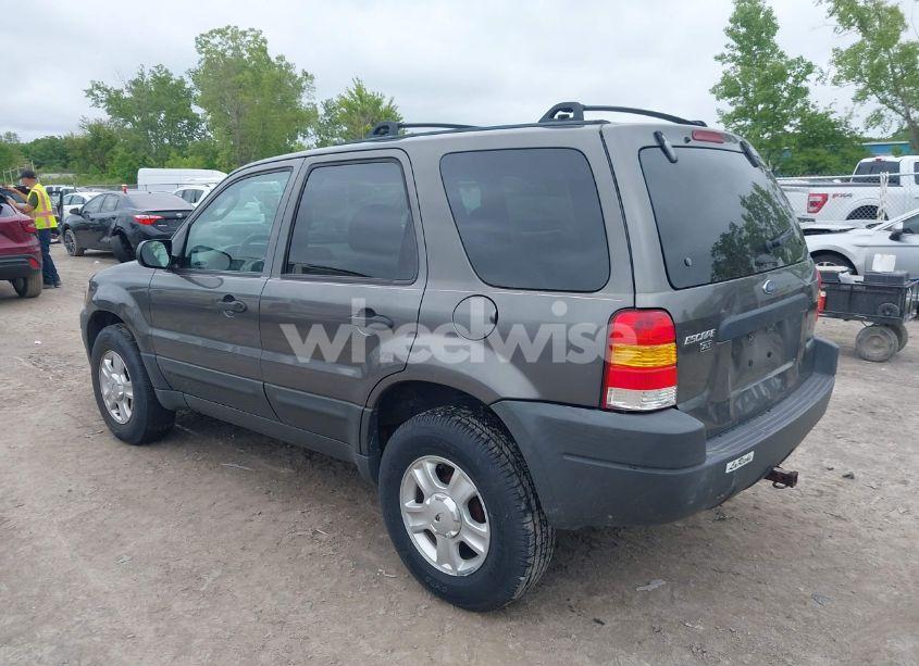 Photo 3 of 2004 Ford Escape XLT (VIN 1FMCU931X4DA18154)