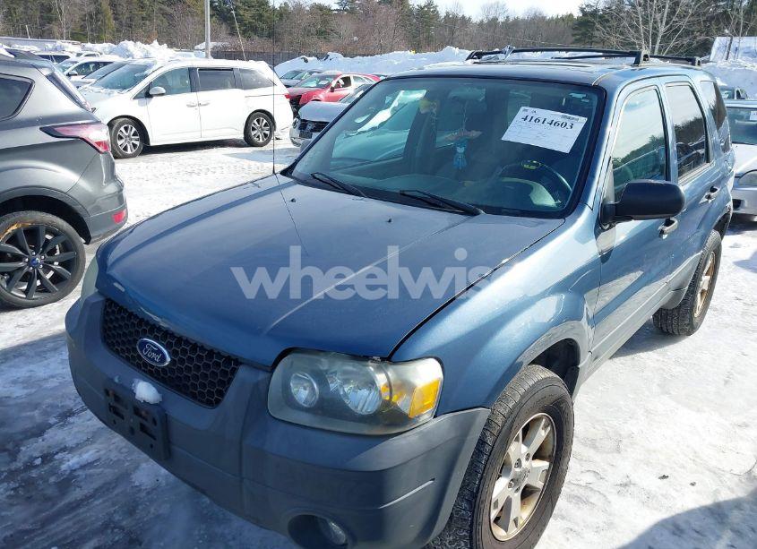 Photo 2 of 2005 Ford Escape XLT (VIN 1FMCU931X5KA97600)