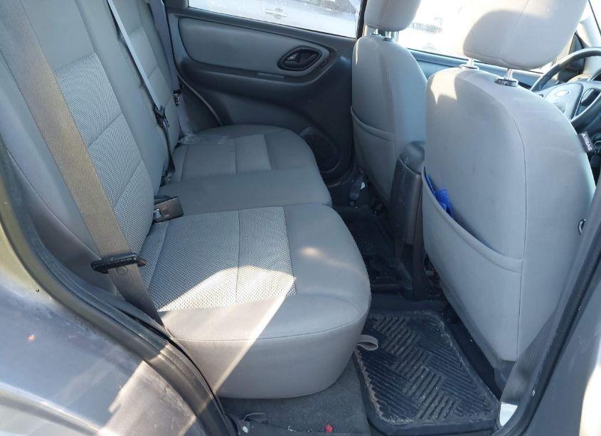 Photo 8 of 2007 Ford Escape XLT/XLT SPORT (VIN 1FMCU931X7KA40445)