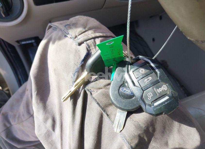 Photo 11 of 2008 Ford Escape XLT (VIN 1FMCU931X8KA56727)