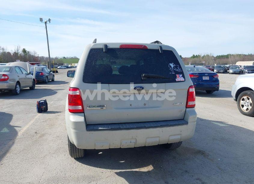 Photo 16 of 2008 Ford Escape XLT (VIN 1FMCU931X8KA56727)