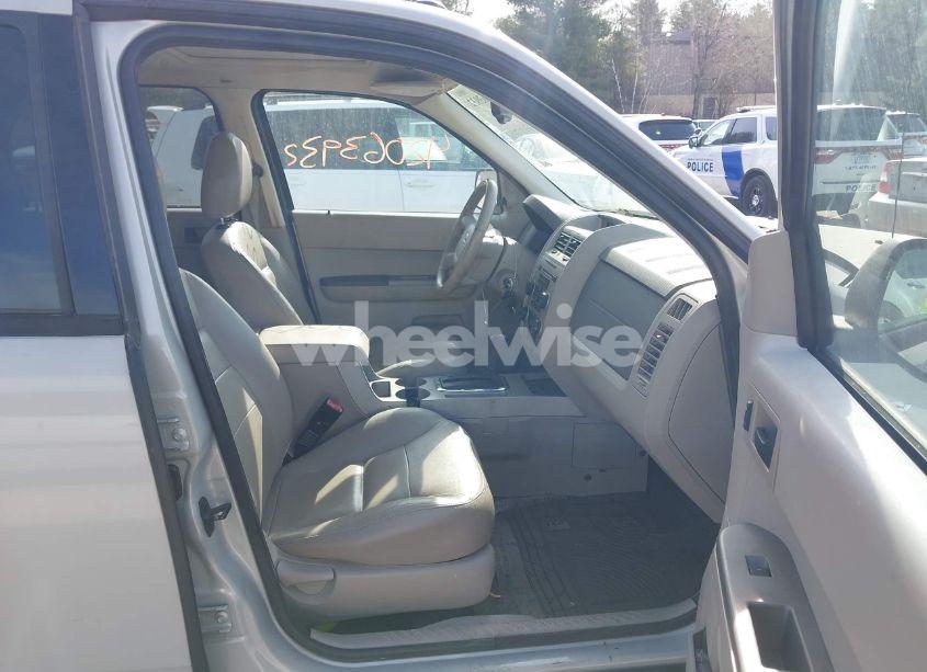 Photo 5 of 2008 Ford Escape XLT (VIN 1FMCU931X8KA56727)