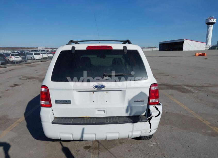 Photo 12 of 2008 Ford Escape XLT (VIN 1FMCU931X8KC09803)