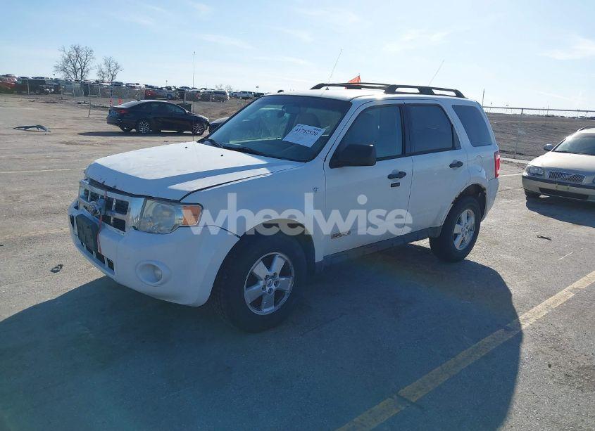 Photo 2 of 2008 Ford Escape XLT (VIN 1FMCU931X8KC09803)