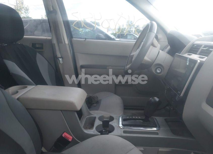 Photo 5 of 2008 Ford Escape XLT (VIN 1FMCU931X8KD58129)