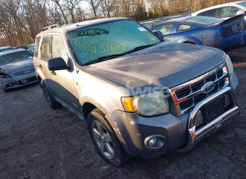 2008 Ford Escape XLT (VIN 1FMCU931X8KE80604) main photo