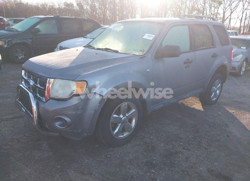 Photo 2 of 2008 Ford Escape XLT (VIN 1FMCU931X8KE80604)