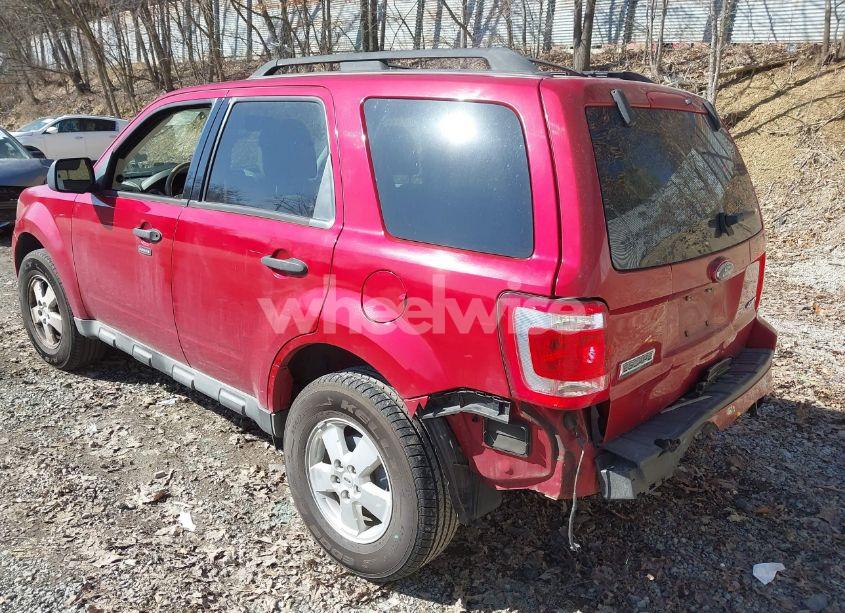 Photo 3 of 2009 Ford Escape XLT (VIN 1FMCU93709KB63274)