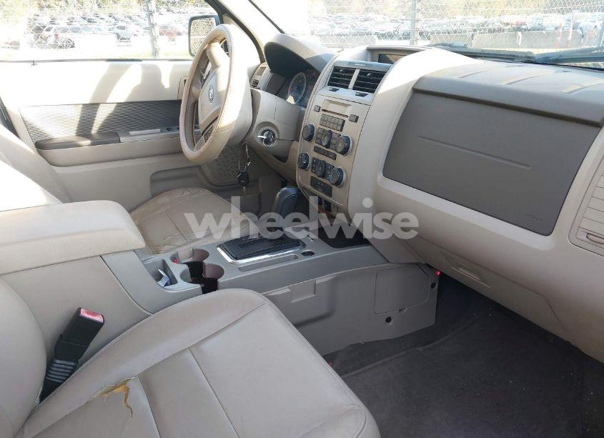 Photo 5 of 2009 Ford Escape XLT (VIN 1FMCU93709KC85651)