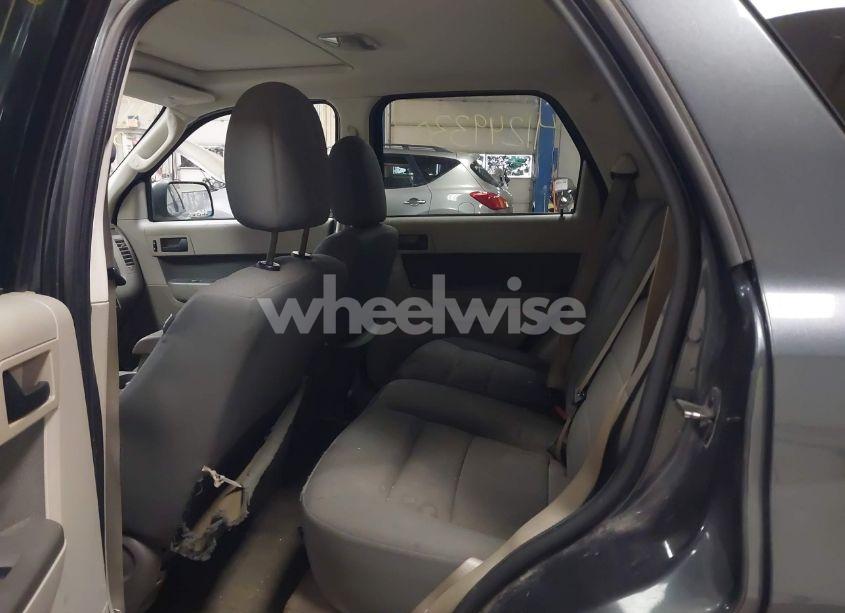 Photo 8 of 2009 Ford Escape XLT (VIN 1FMCU93709KD03906)