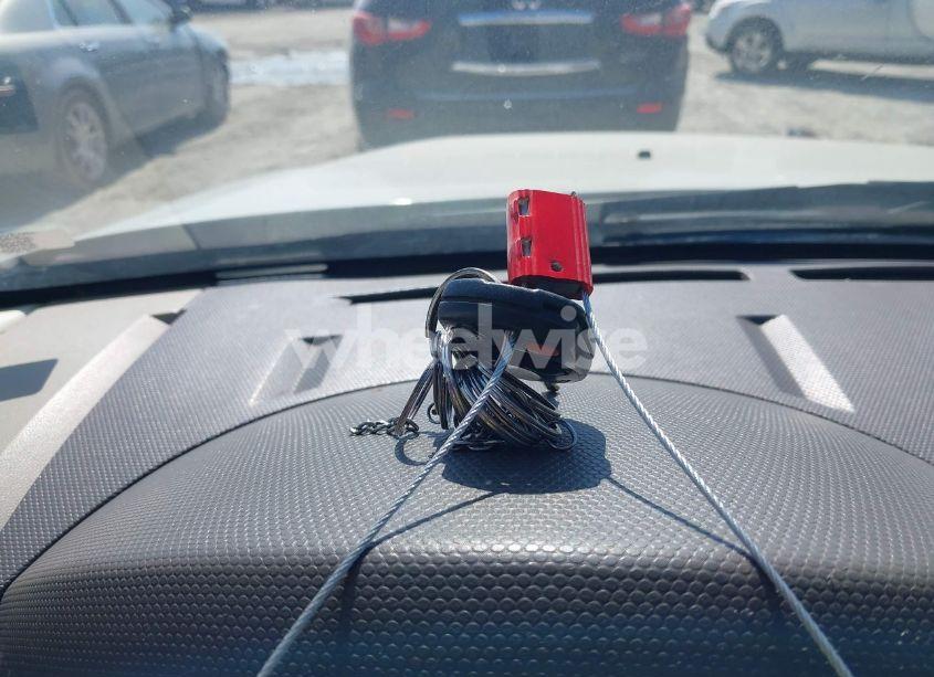 Photo 11 of 2009 Ford Escape XLT (VIN 1FMCU93719KB54891)