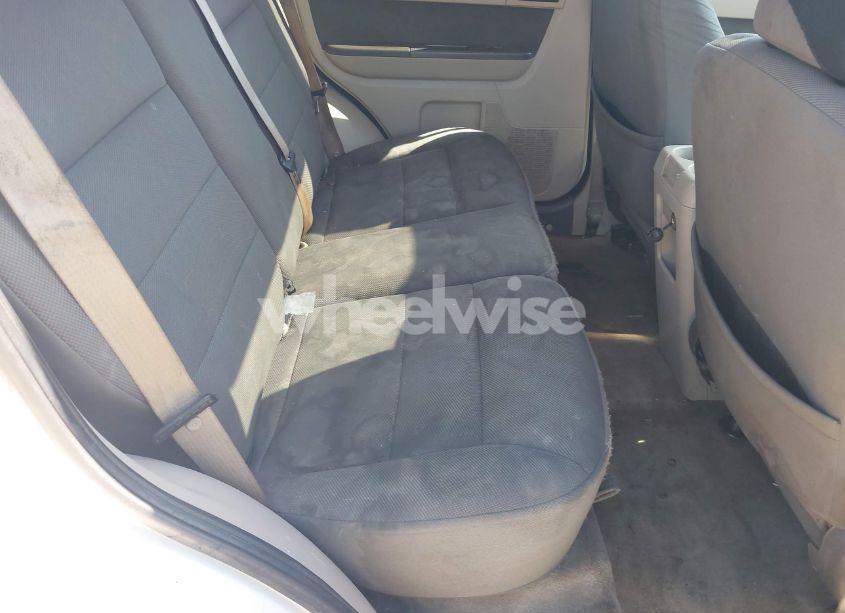 Photo 8 of 2009 Ford Escape XLT (VIN 1FMCU93719KB54891)