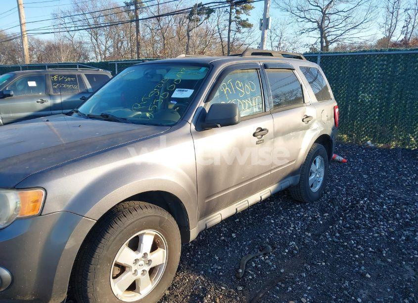 Photo 6 of 2009 Ford Escape XLT (VIN 1FMCU93739KA33781)