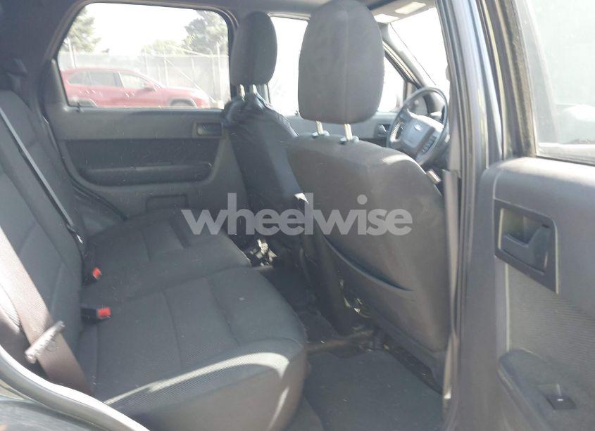 Photo 8 of 2009 Ford Escape XLT (VIN 1FMCU93759KB95251)