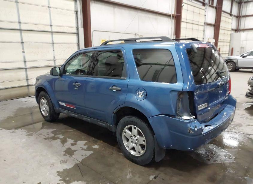 Photo 3 of 2009 Ford Escape XLT (VIN 1FMCU93759KC31147)