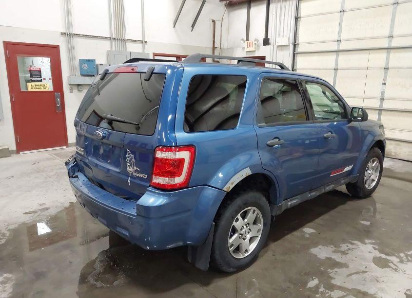 Photo 4 of 2009 Ford Escape XLT (VIN 1FMCU93759KC31147)