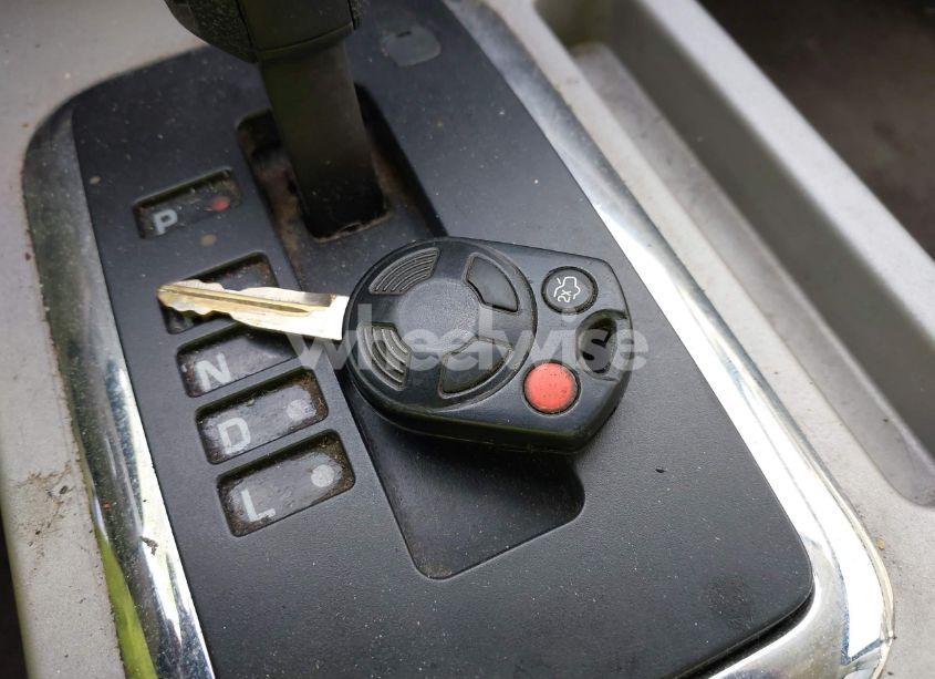 Photo 11 of 2009 Ford Escape XLT (VIN 1FMCU93779KB93176)