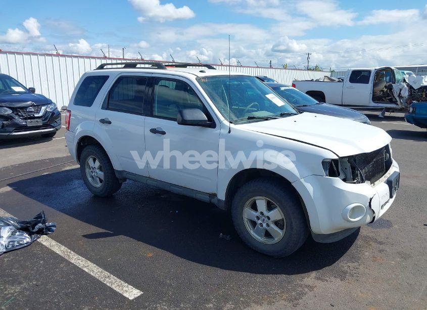 2009 Ford Escape XLT (VIN 1FMCU93799KC86362) main photo