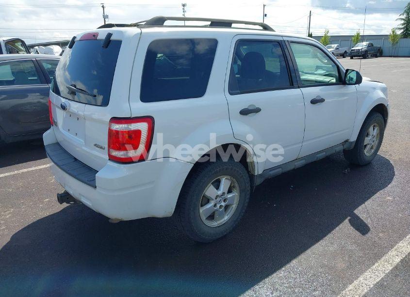 Photo 4 of 2009 Ford Escape XLT (VIN 1FMCU93799KC86362)