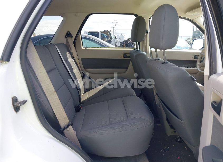 Photo 8 of 2009 Ford Escape XLT (VIN 1FMCU93799KC86362)