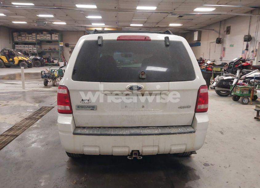 Photo 15 of 2009 Ford Escape XLT (VIN 1FMCU93G09KA07316)