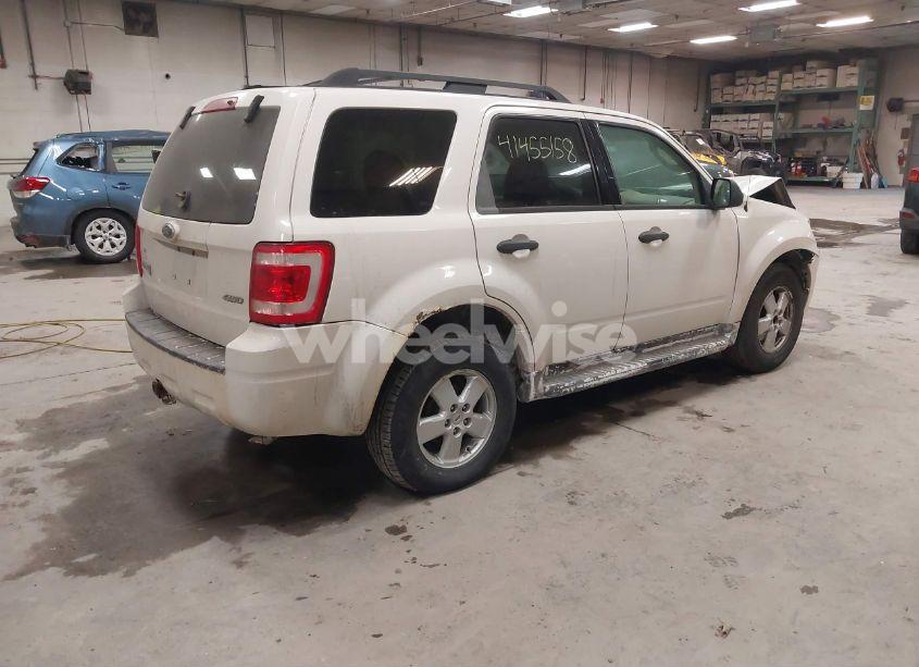 Photo 4 of 2009 Ford Escape XLT (VIN 1FMCU93G09KA07316)