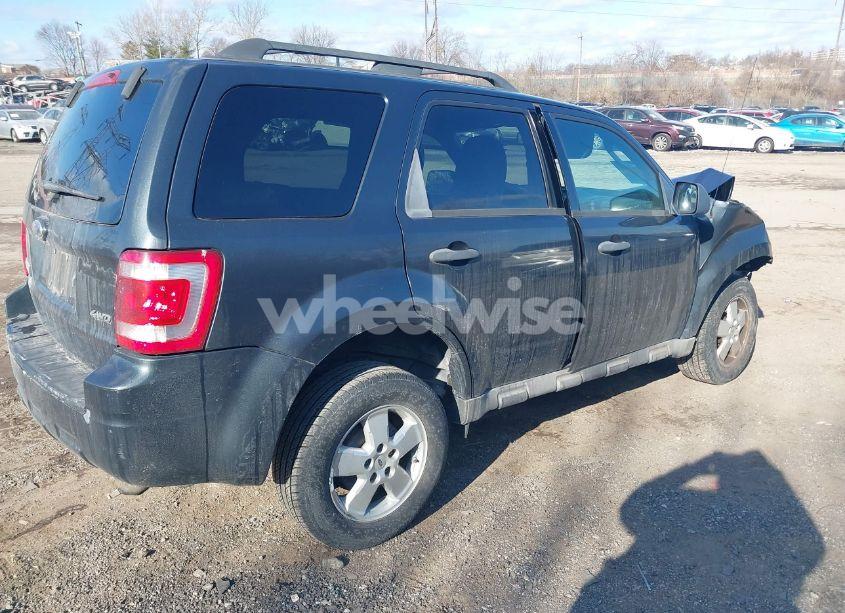 Photo 4 of 2009 Ford Escape XLT (VIN 1FMCU93G09KA65863)