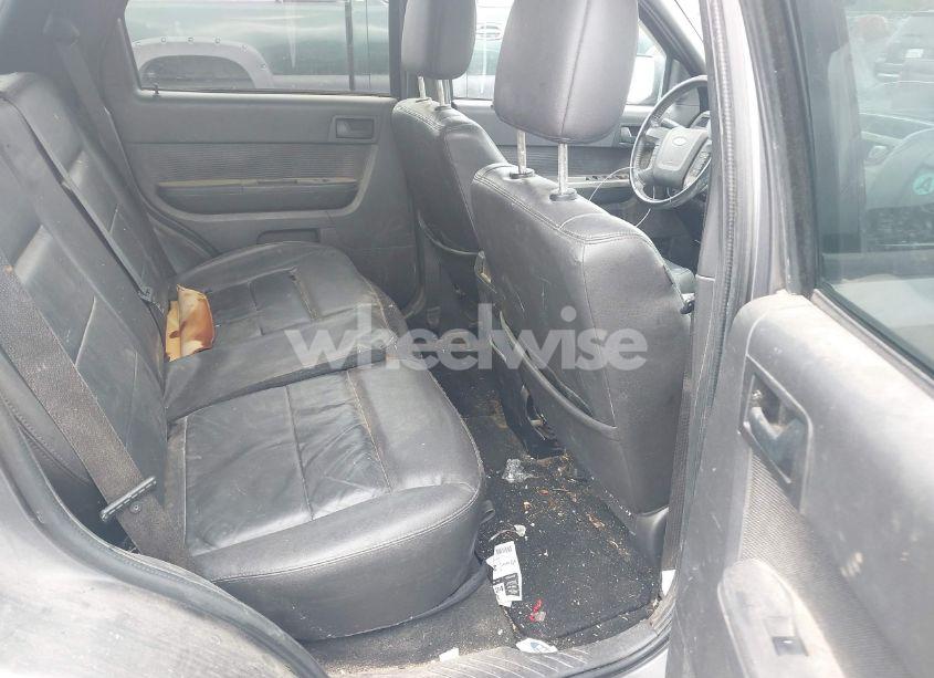 Photo 8 of 2009 Ford Escape XLT (VIN 1FMCU93G09KB00918)