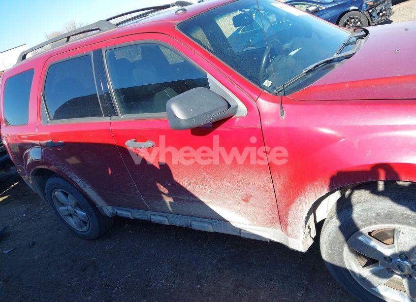 Photo 13 of 2009 Ford Escape XLT (VIN 1FMCU93G09KB76882)