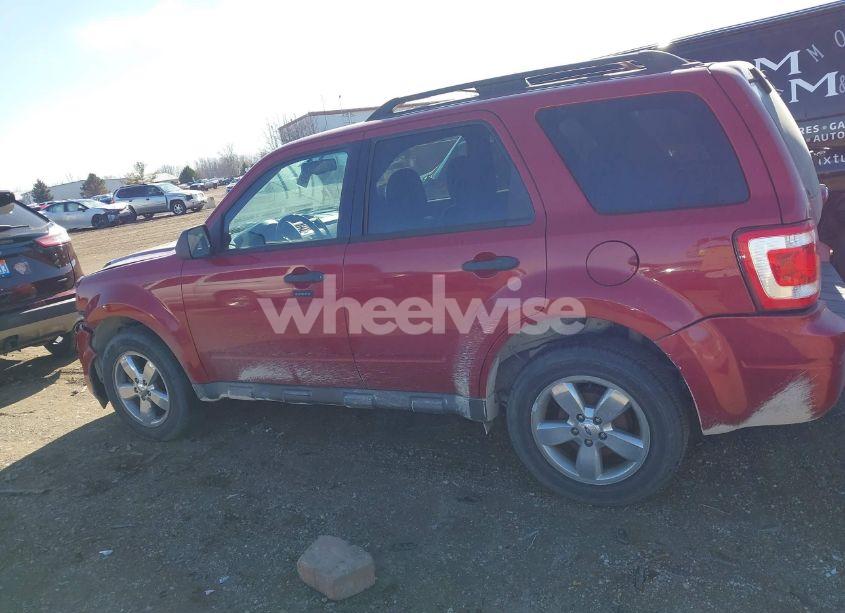 Photo 14 of 2009 Ford Escape XLT (VIN 1FMCU93G09KB76882)