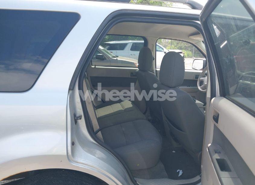 Photo 8 of 2009 Ford Escape XLT (VIN 1FMCU93G09KC39298)